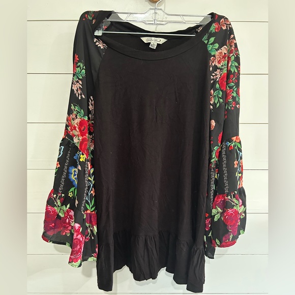 The Pioneer Woman Tops - The Pioneer Woman Black Blouse with Vibrant Floral Sleeves